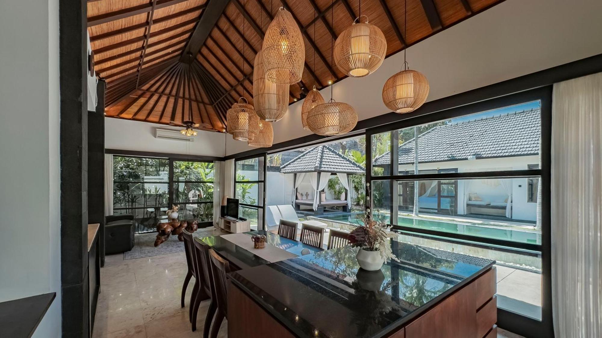 Casavelo Bali Villa *